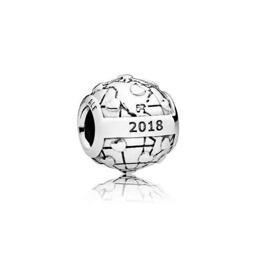 Charm Club 2018 - 796602D