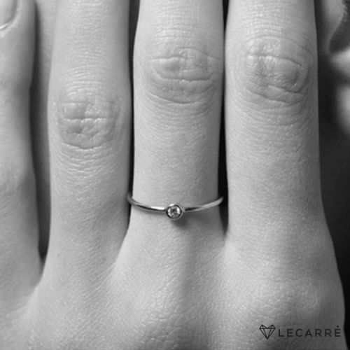 mano Solitario oro blanco y diamante de 0.05 cts - GA014OB.13 mano Solitario oro blanco y diamante de 0.05 cts - GA014OB.13